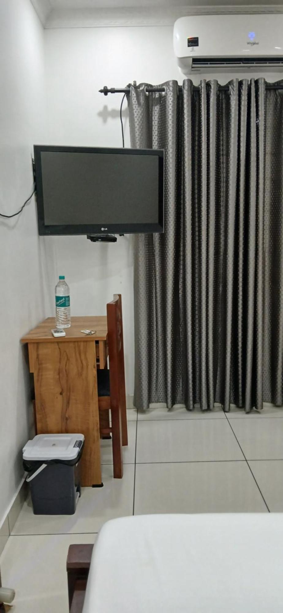 Annies Inn Homestay Kochi Extérieur photo